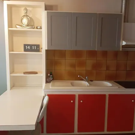 Nyaraló Non Louable Vendu *
